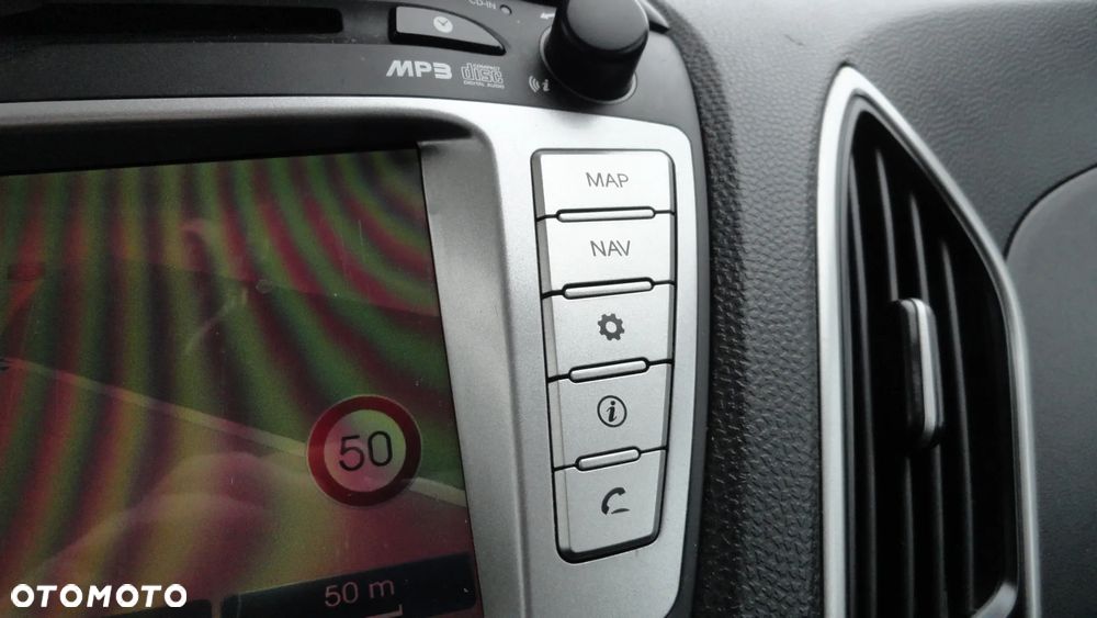 Hyundai ix35 2.0 CRDi 4WD Premium - 17