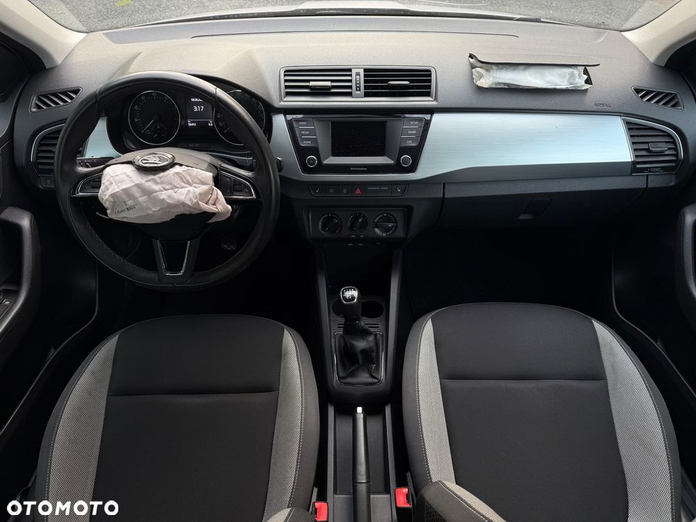 Skoda Fabia 1.0 TSI Style Color - 32