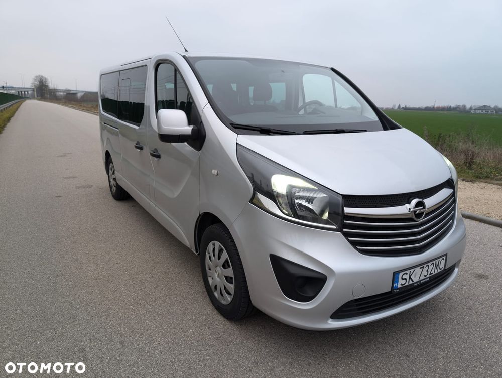 Opel Vivaro 2017 photo 2