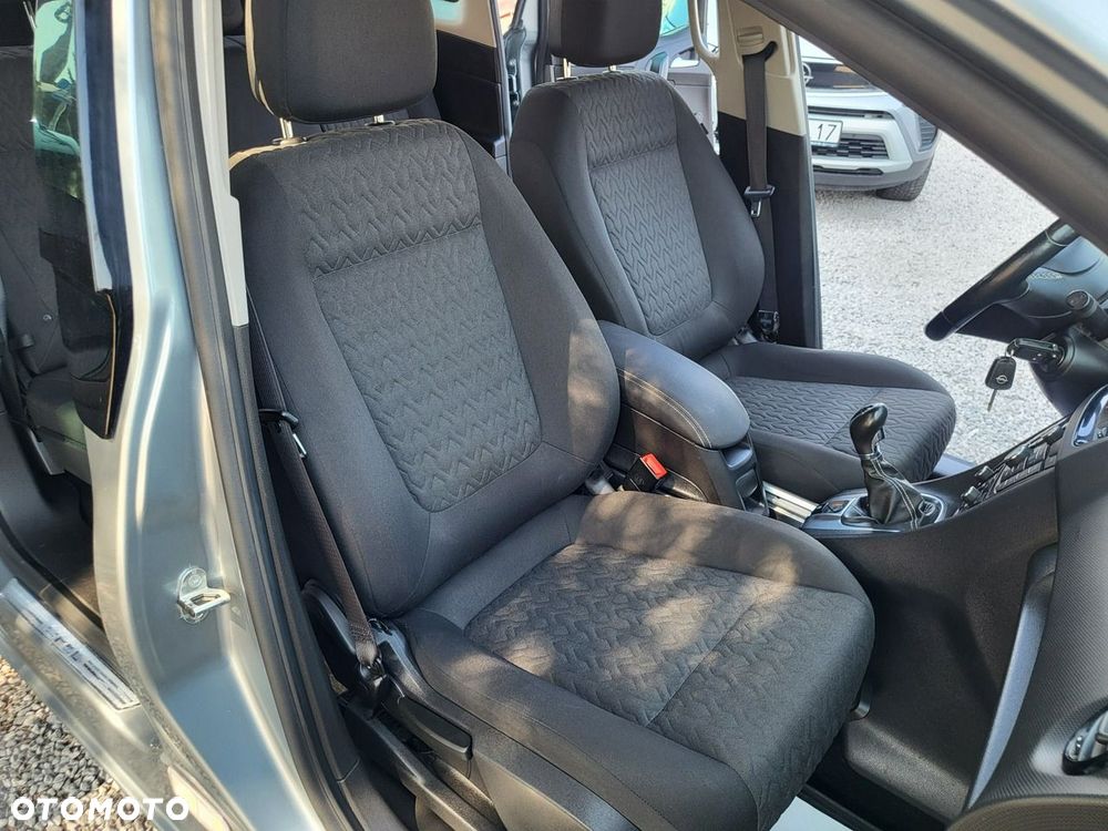 Opel Meriva - 19