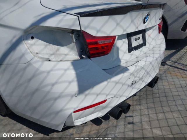 BMW M4 DKG - 10
