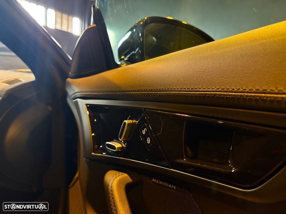 Jaguar F-Type 2.0 i4 R-Dynamic - 24