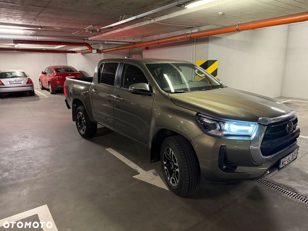 Toyota Hilux 2.8 D-4D Double Cab SR5+ 4x4 - 4