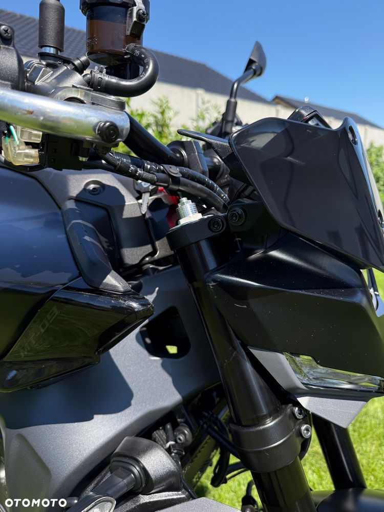 Yamaha MT - 7