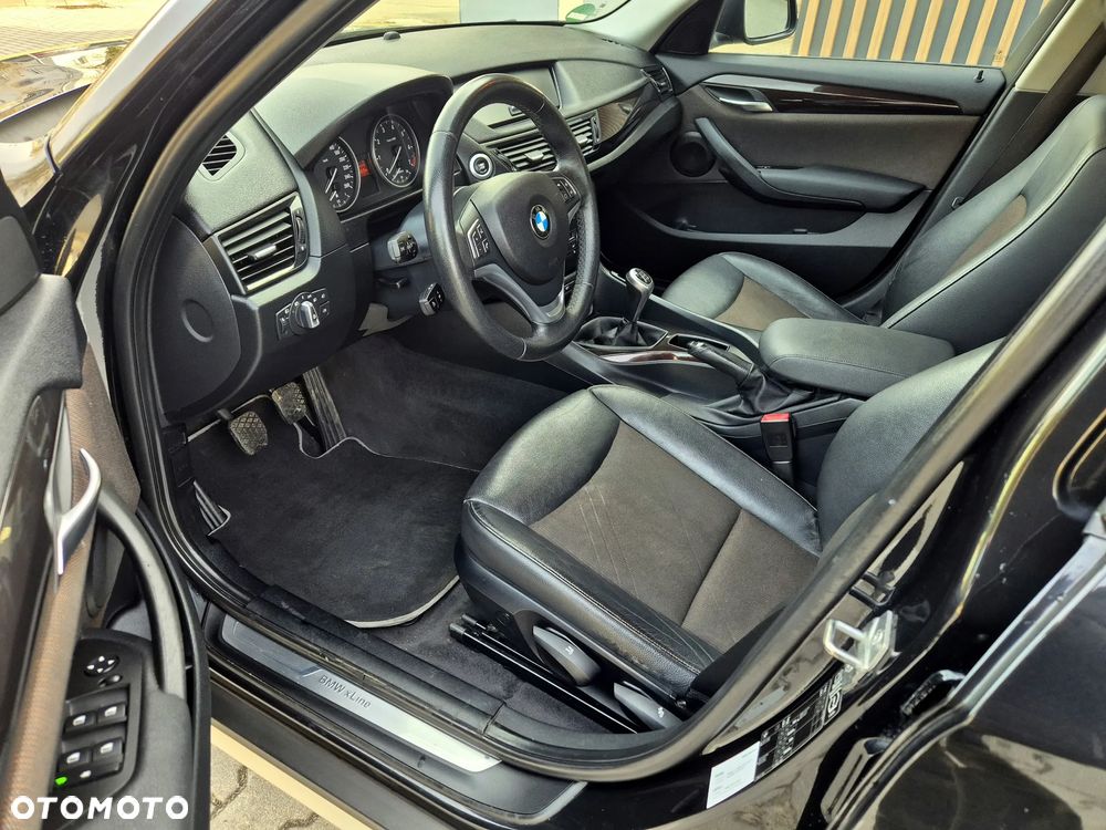 BMW X1 sDrive20i xLine - 14