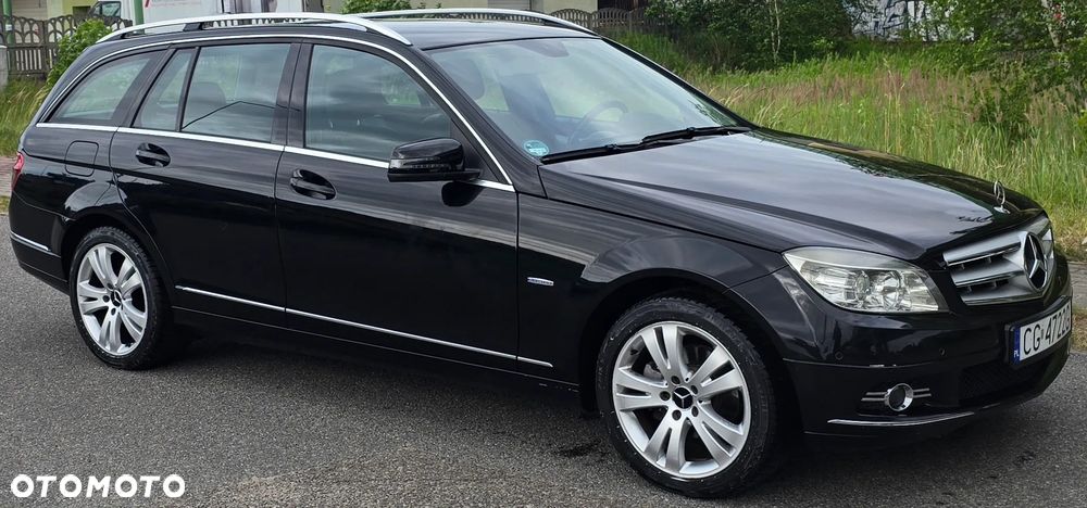 Mercedes-Benz Klasa C 180 CGI BlueEFFICIENCY Avantgarde - 3