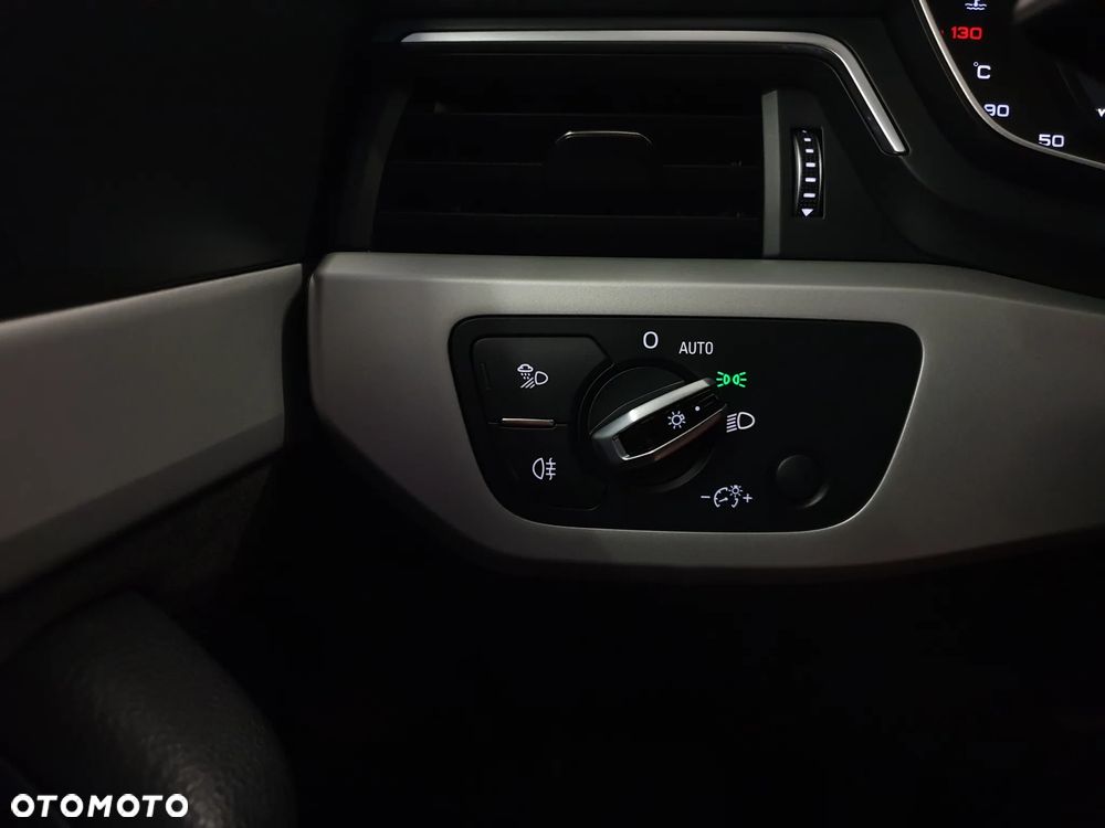 Audi A4 Avant 2.0 TDI Sport - 30