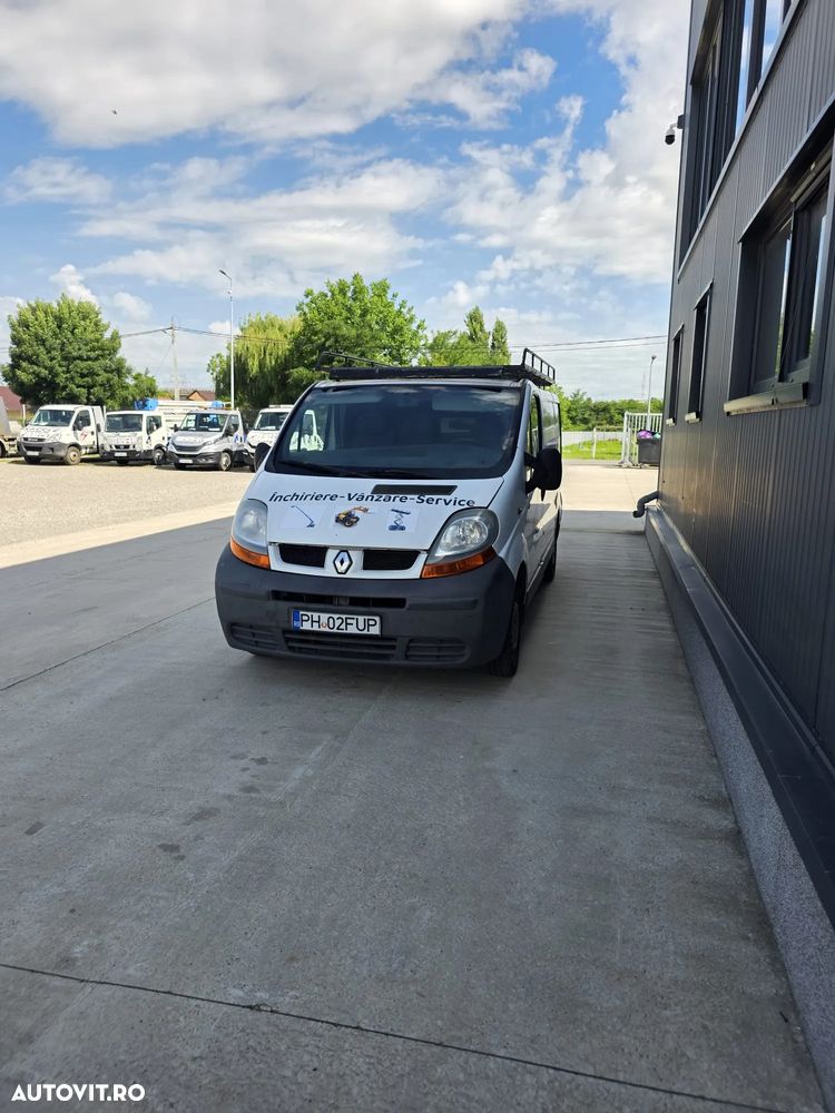 Renault Trafic - 1