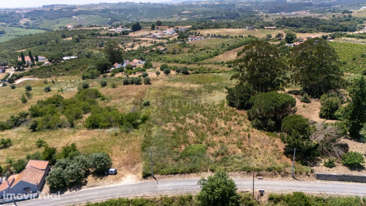 Oportunidade Única de Investimento em Terreno com Potencial Agrícola e - Grande imagem: 3/17