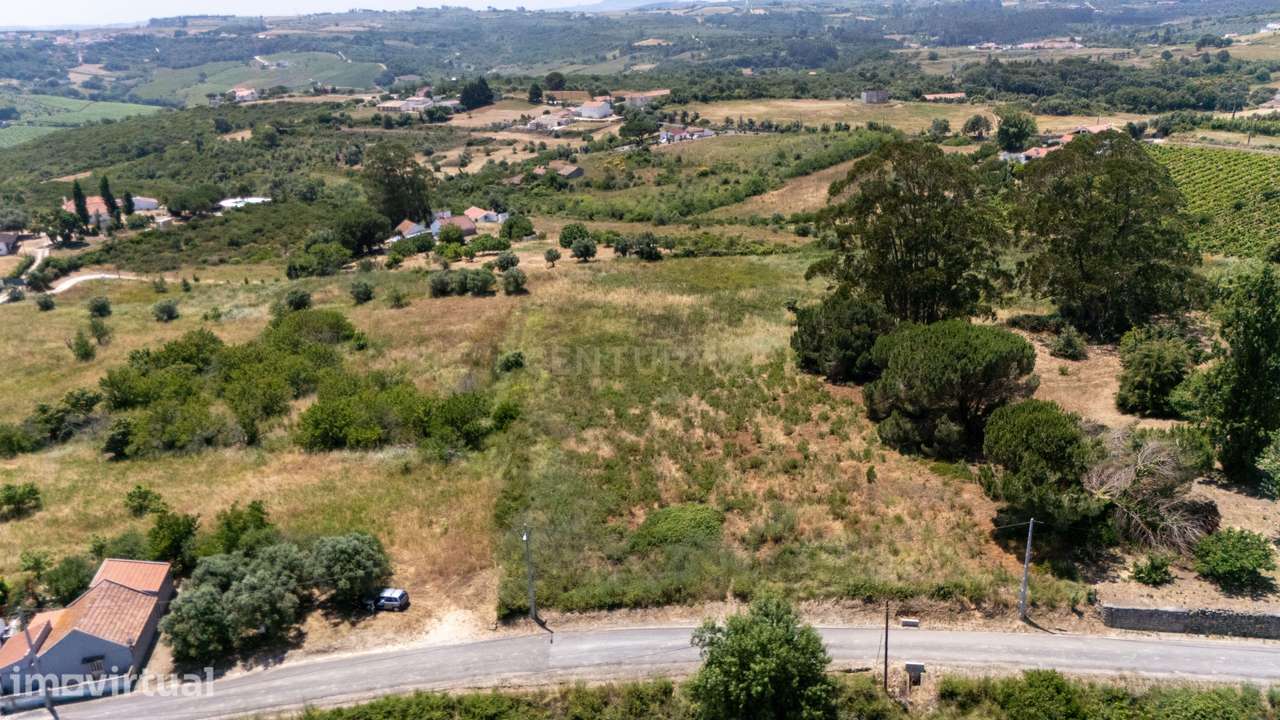 Oportunidade Única de Investimento em Terreno com Potencial Agrícola e - Grande imagem: 3/17