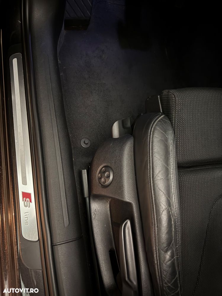 Audi A4 Avant 2.0 TDI - 10