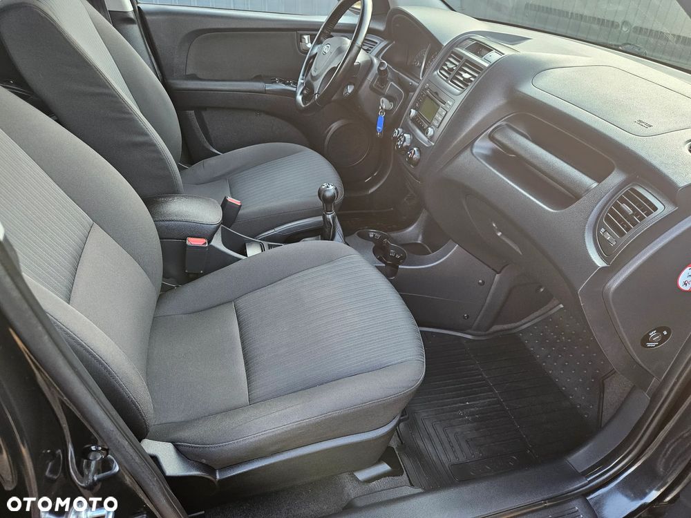 Kia Sportage 2.0 2WD Attract - 18