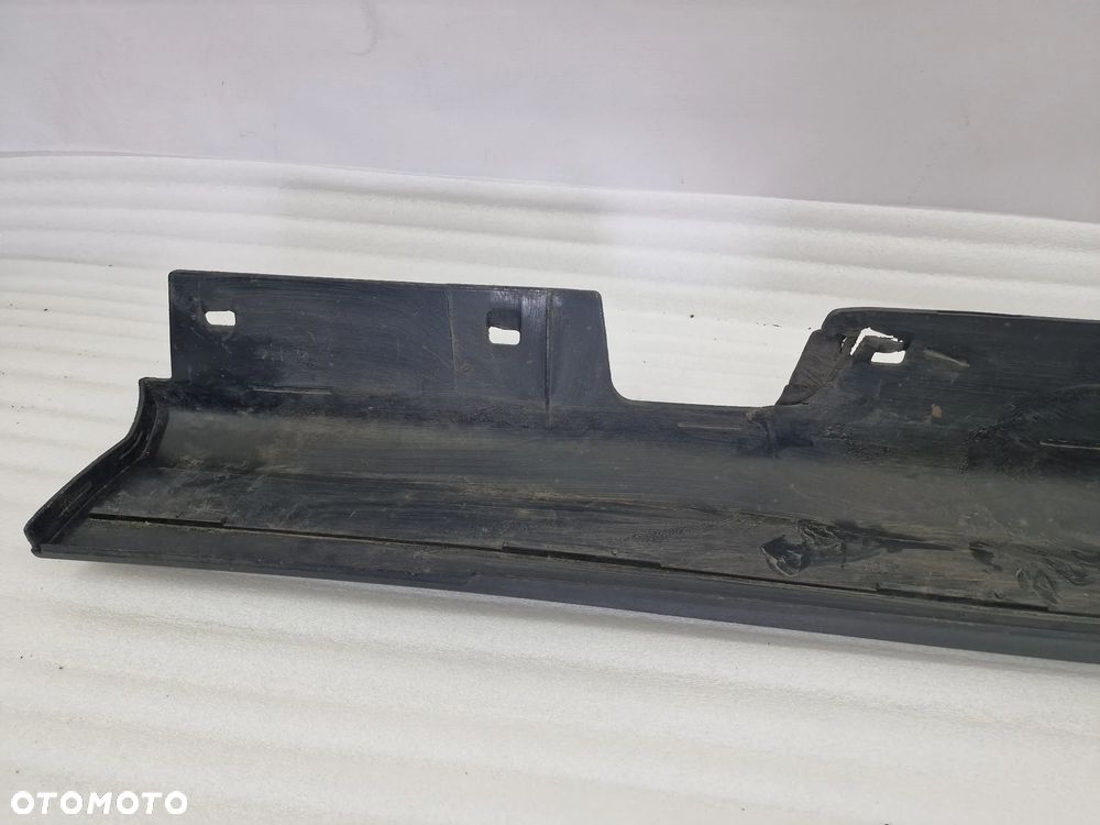 BMW E90 / E91 04- LEWA LISTWA PROGOWA / NAKŁADKA PROGU , NR 51777062297 , NR AUKCJI PR312 - 14