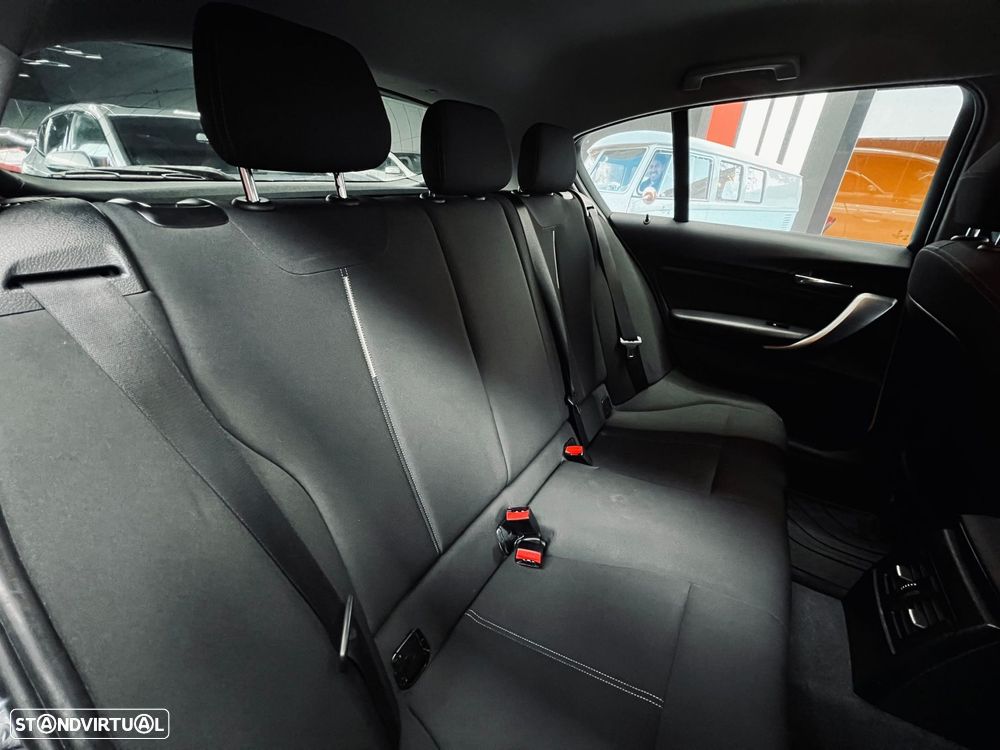 BMW 116 d EDynamics Line Sport - 12