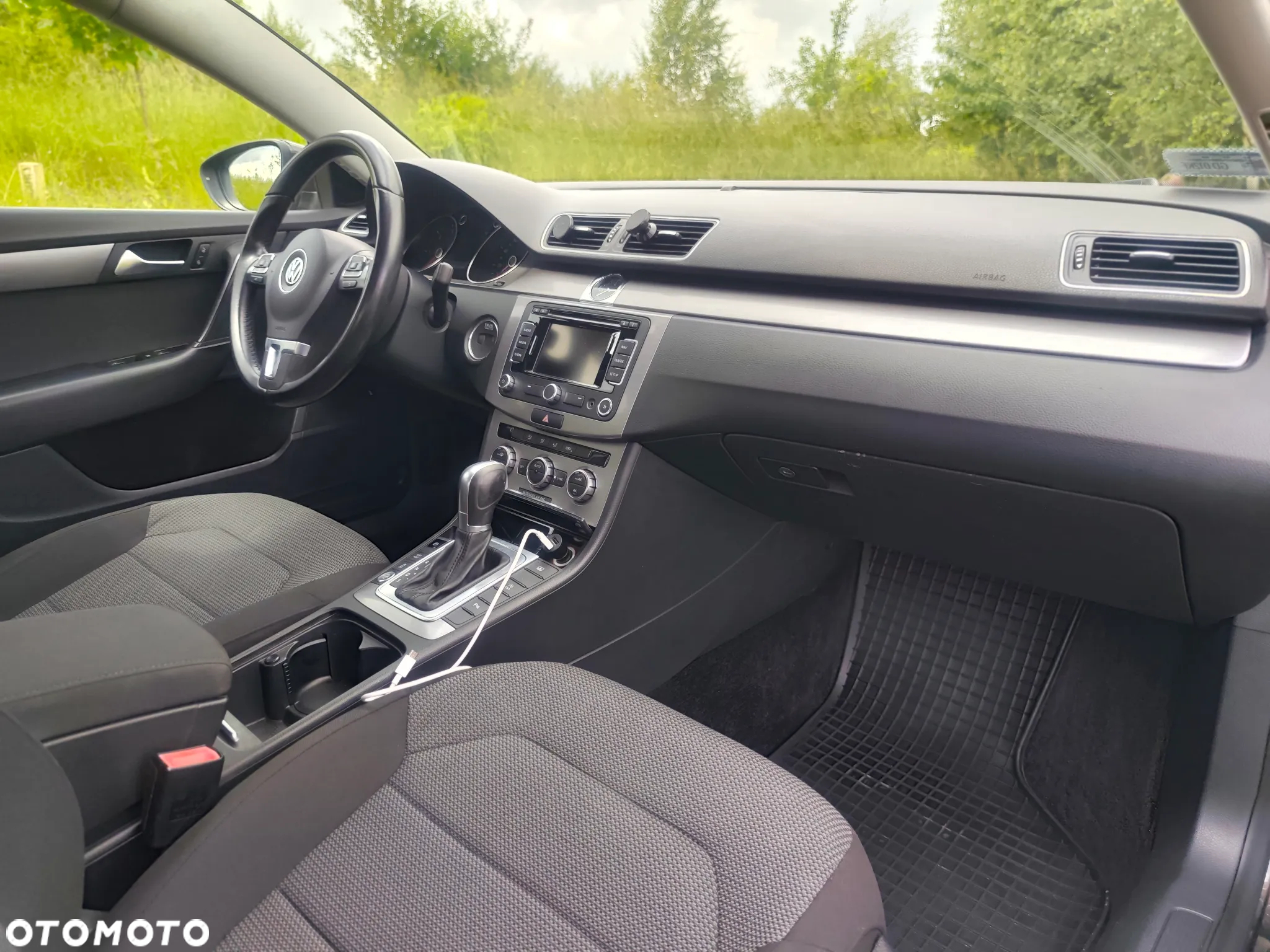 Volkswagen Passat 2.0 TDI Comfortline DSG - 22