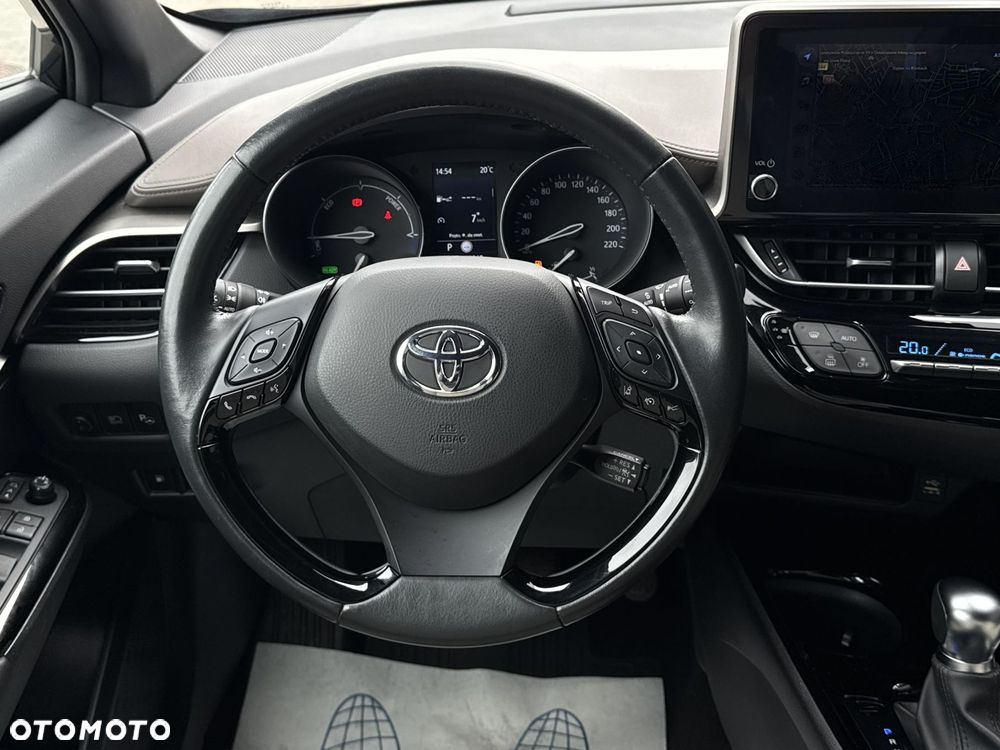 Toyota C-HR 2.0 Hybrid Executive - 17