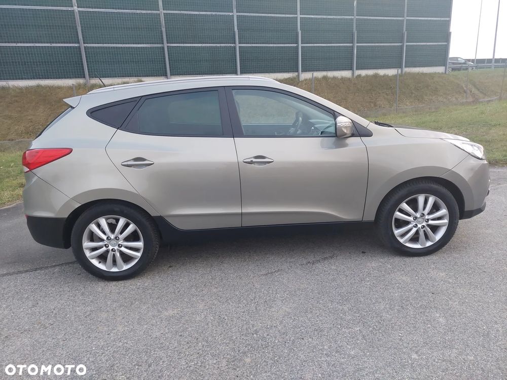 Hyundai ix35 2.0 Premium 2WD - 13