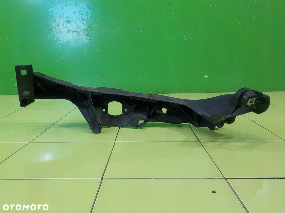 BMW 3 E92 M-PAKIET 2.0 B 09r 2D slizg pod lampe prawy przod E92-93158577-11 - 2