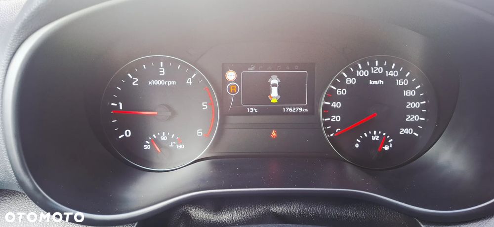 Kia Sportage 1.7 CRDI 2WD ISG Dream-Team Edition - 14