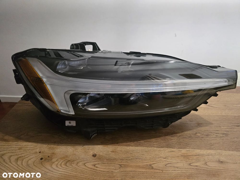 Lampa przód przednia prawa Volvo XC60 2 II USA FULL LED 32404704 - 1