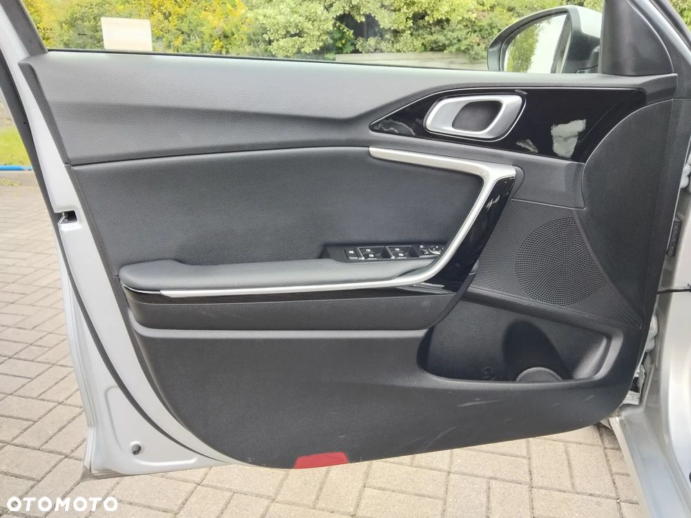 Kia Ceed 1.5 T-GDI L - 16