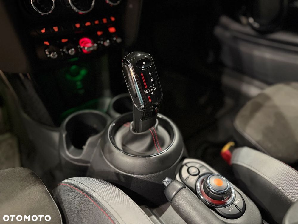 MINI John Cooper Works - 10
