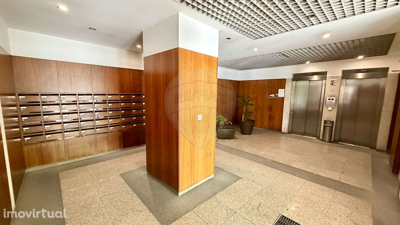 Apartamento T1 para arrendamento - Grande imagem: 2/22