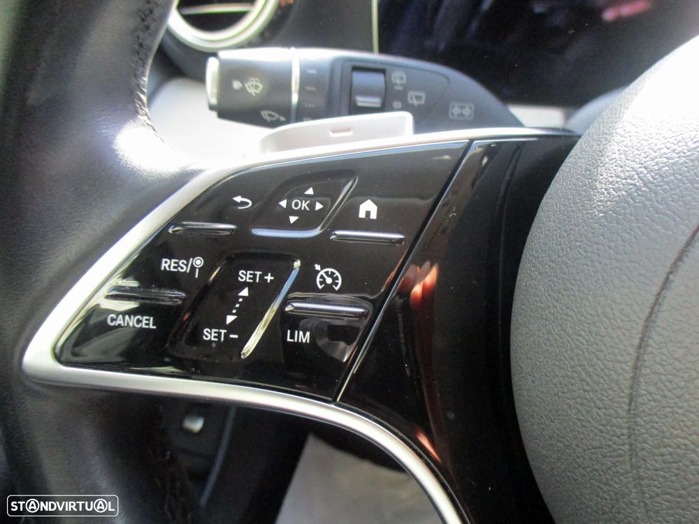 Mercedes-Benz E 220 d Avantgarde+ - 17