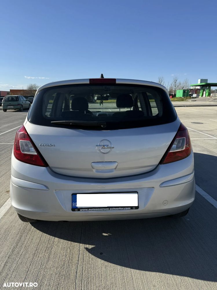 Opel Corsa 1.2 16V - 4
