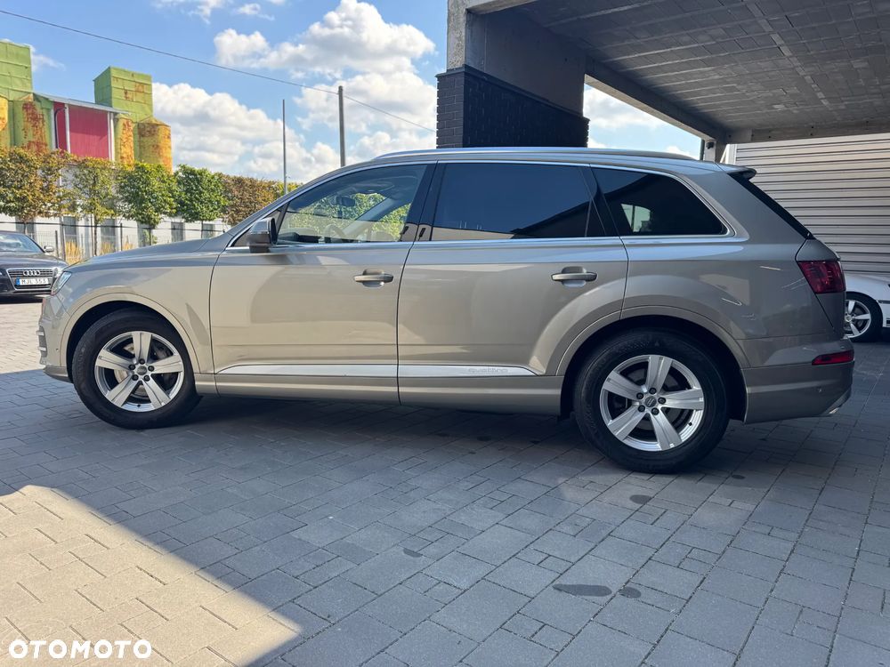 Audi Q7 - 9