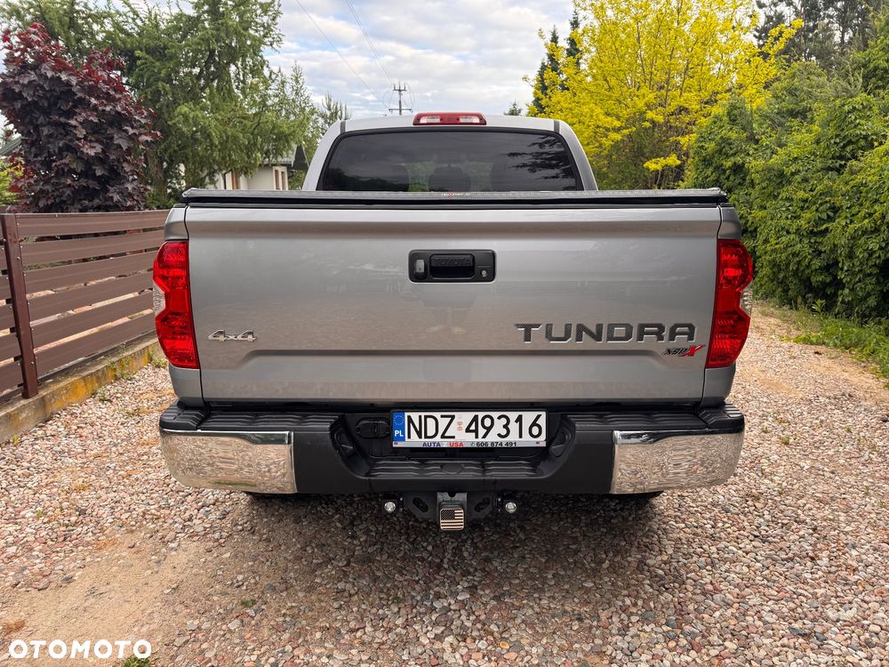 Toyota Tundra - 4
