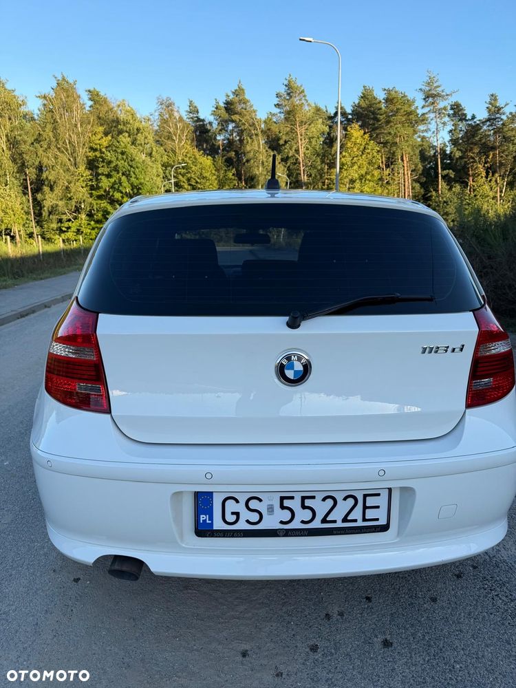 BMW Seria 1 - 23