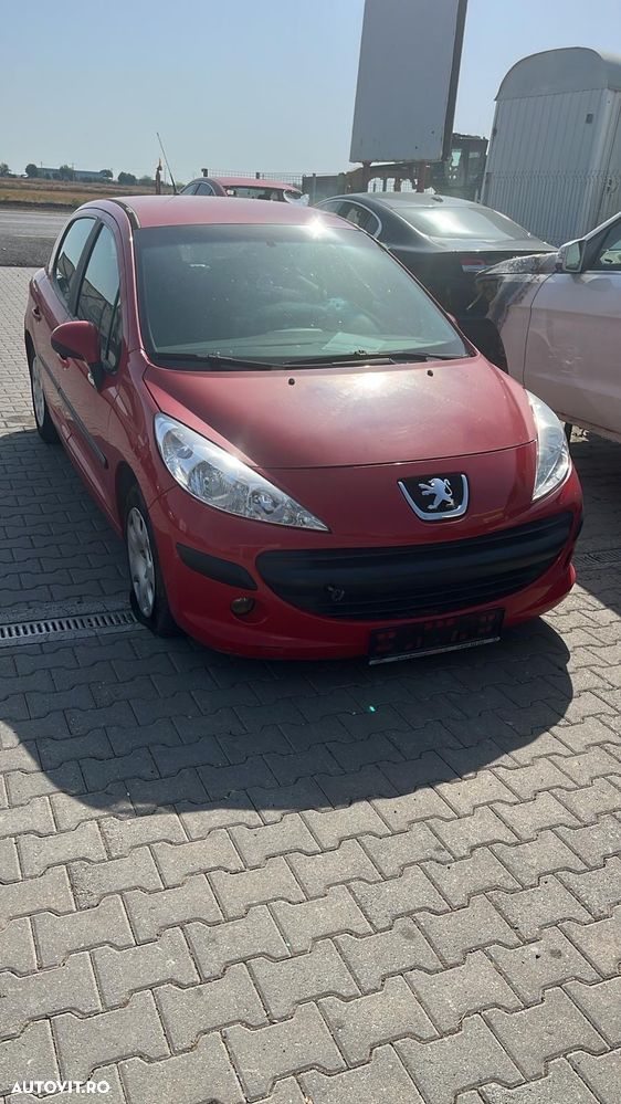 Dezmembram Peugeot 207 1.4 HDI din 2010 - 1