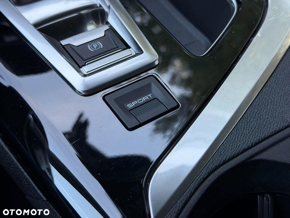 Peugeot 5008 1.6 BlueHDI Allure S&S EAT6 - 35