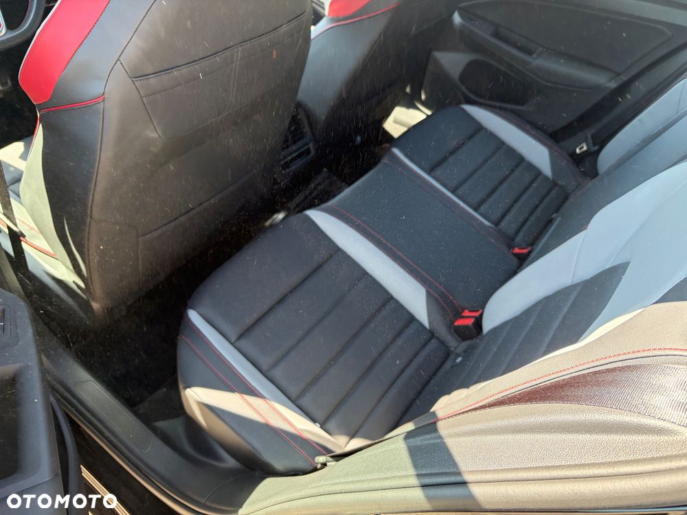 Volkswagen Golf 2.0 TSI OPF DSG GTI - 12