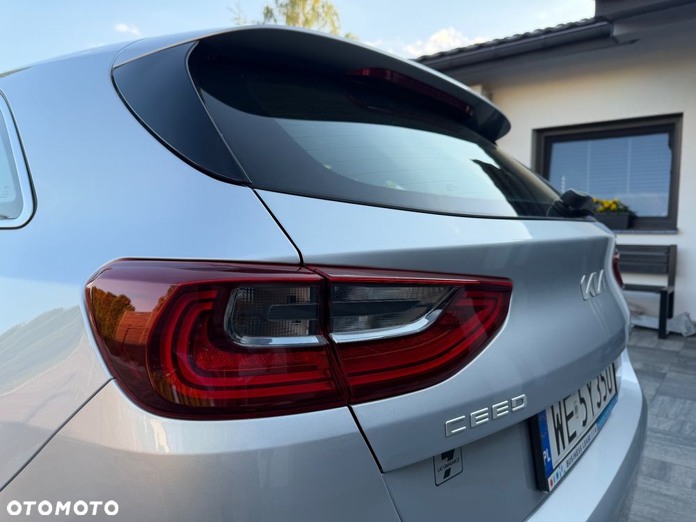 Kia Ceed 1.5 T-GDI M - 13