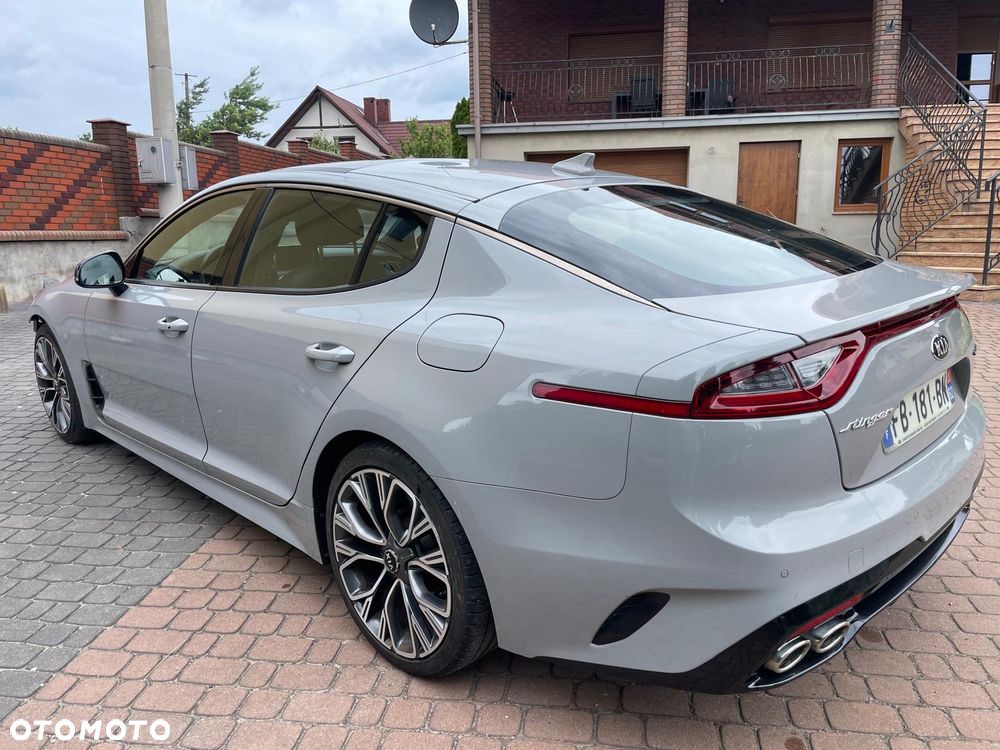 Kia Stinger 2.0 T-GDI GT Line - 4