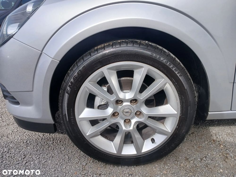 Opel Astra GTC 1.6 Sport - 23