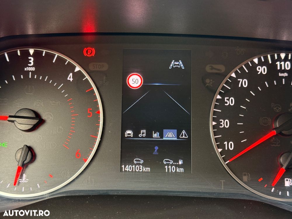 Renault Captur BLUE dCi 115 BUSINESS EDITION - 19