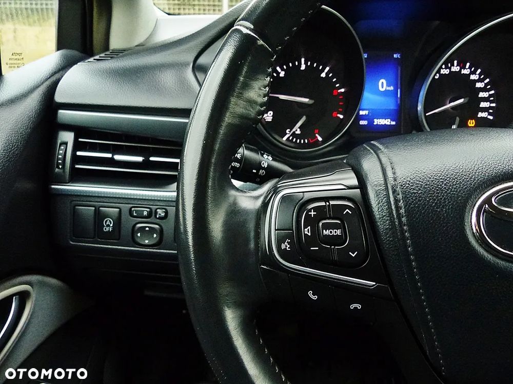 Toyota Avensis 2.0 D-4D Premium - 31