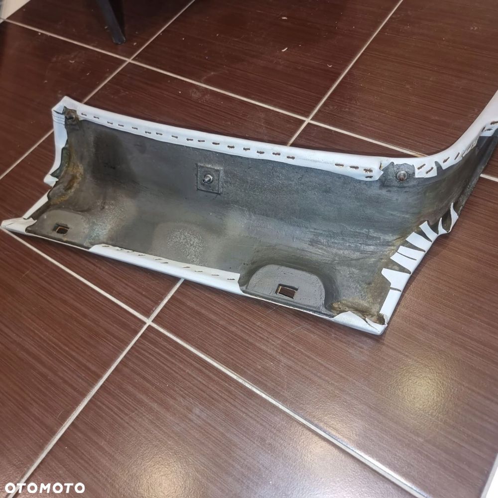LISTWA BANAN OSŁONA NAD NOGI P EU BMW E31 850 840 - 2