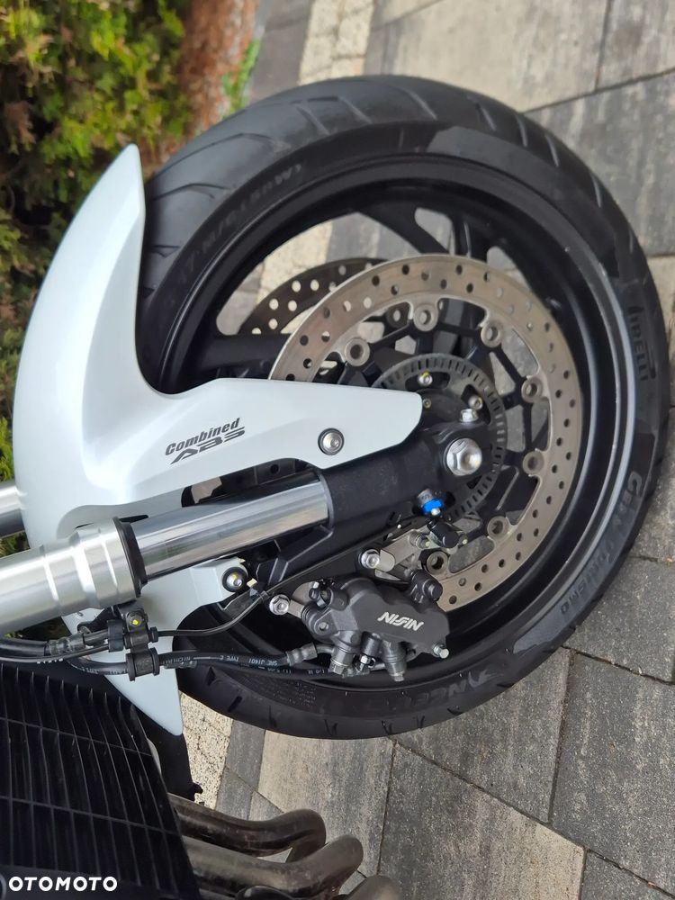 Honda CB - 15