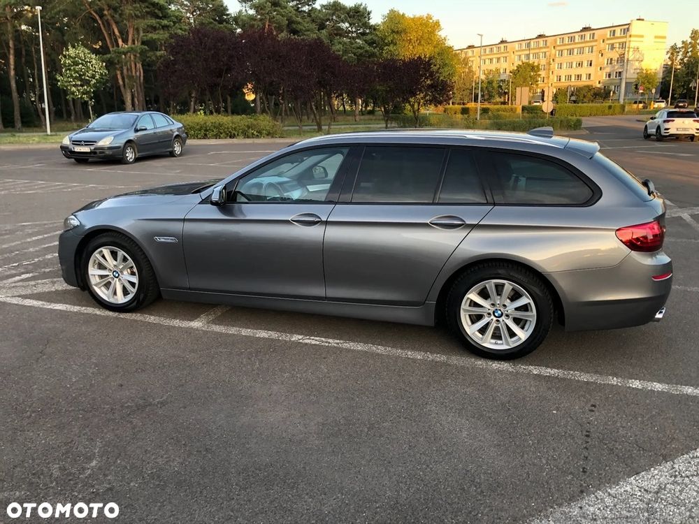 BMW Seria 5 520d - 31