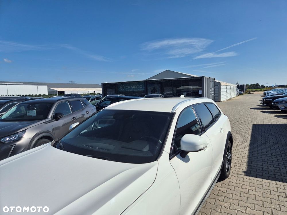 Volvo V90 Cross Country D5 AWD Pro - 6