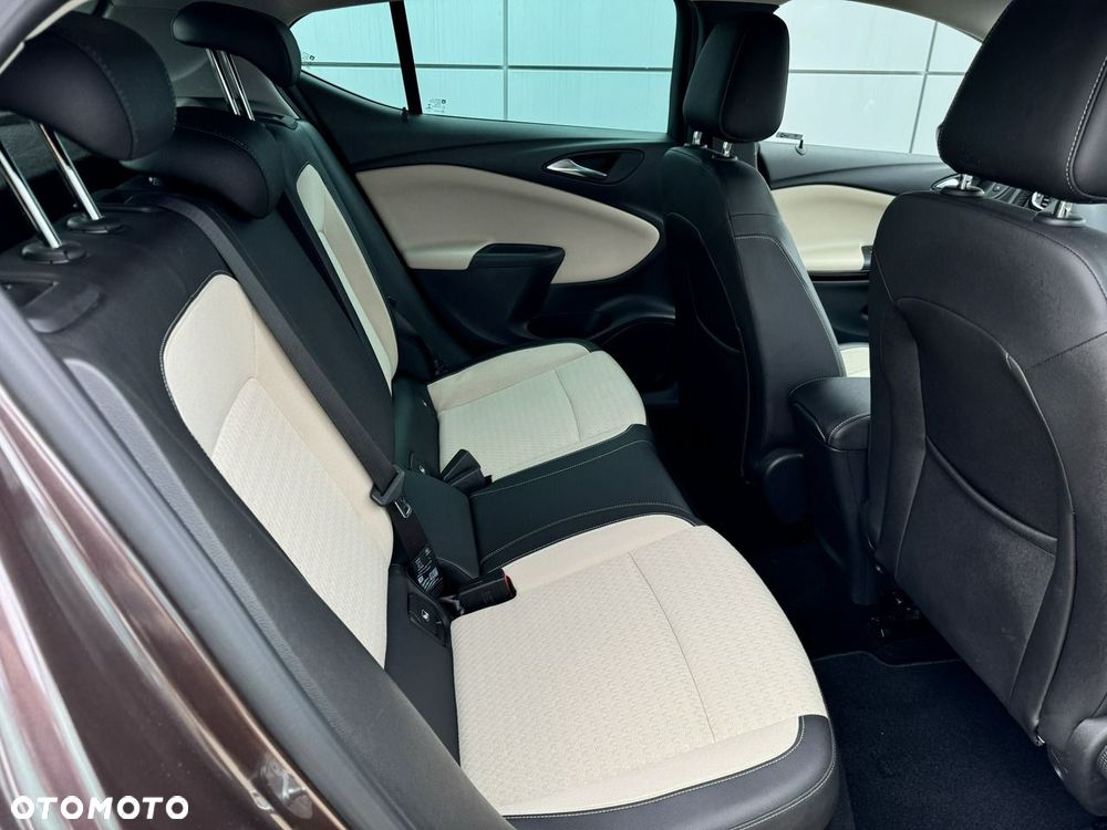 Opel Astra - 21