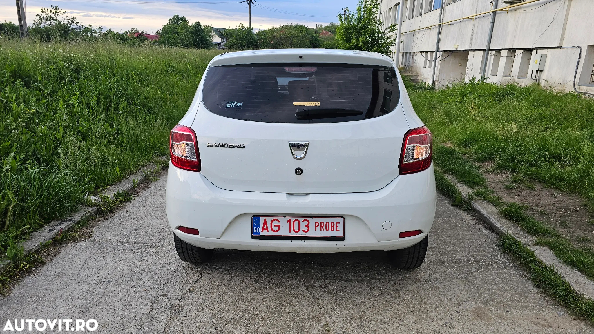 Dacia Sandero 1.2 16V 75 Ambiance - 15