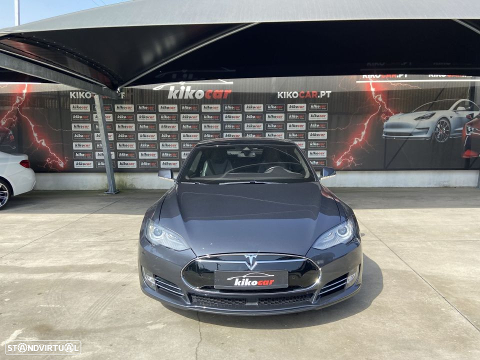 Tesla Model S 85 - 2