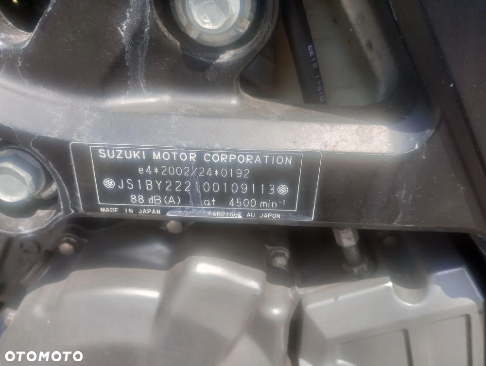 Suzuki SV - 11