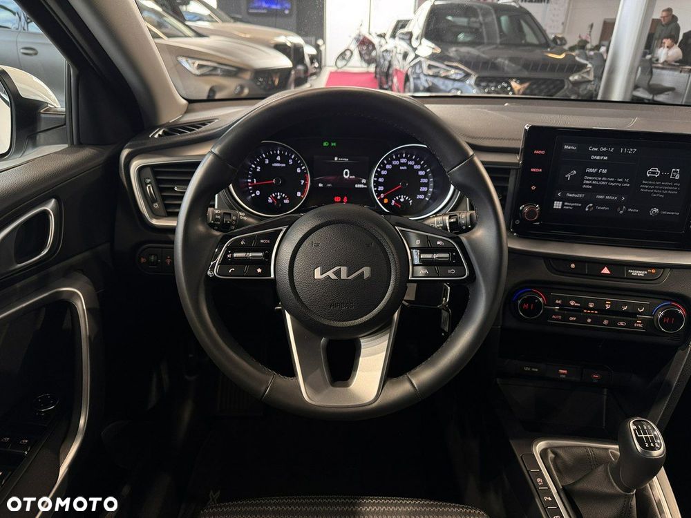 Kia XCeed - 20