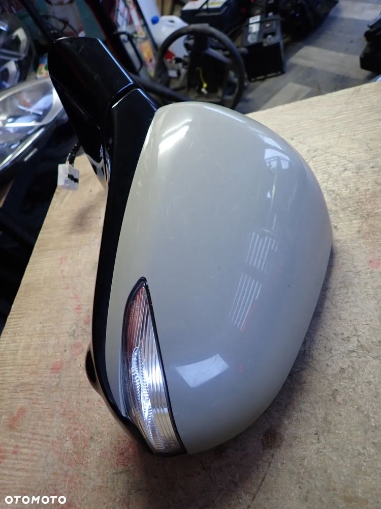 HYUNDAI SANTA FE IV LUSTERKO LEWE EUROPA 9+1 PIN - 4